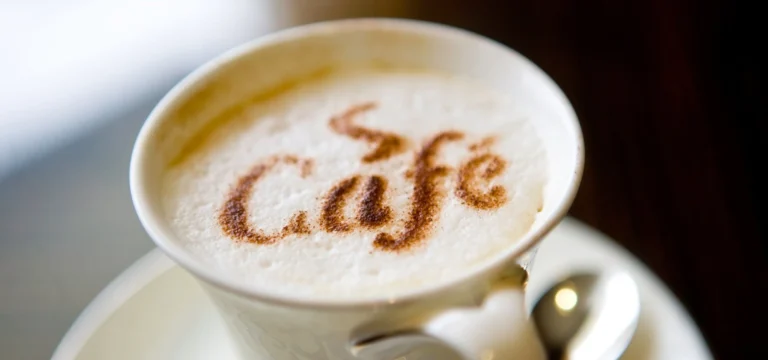 best cafes in Bali for coffee, brunch, laptops, families